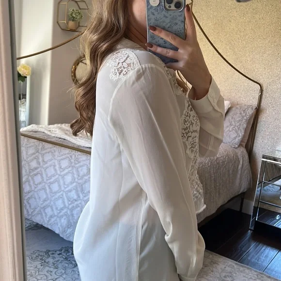 Gold Hawk | Blouse - Picture 4 of 5